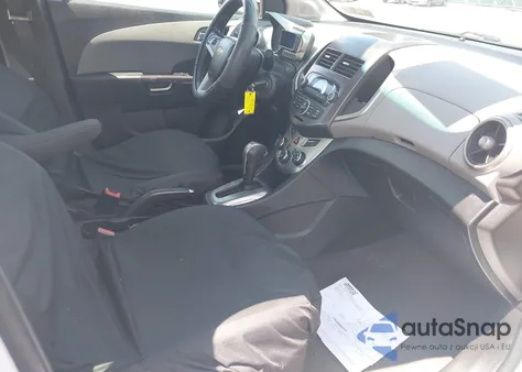 2013 Chevrolet Sonic Lt Auto из США, поврежденный, VIN 1G1JC5SG1D4240569